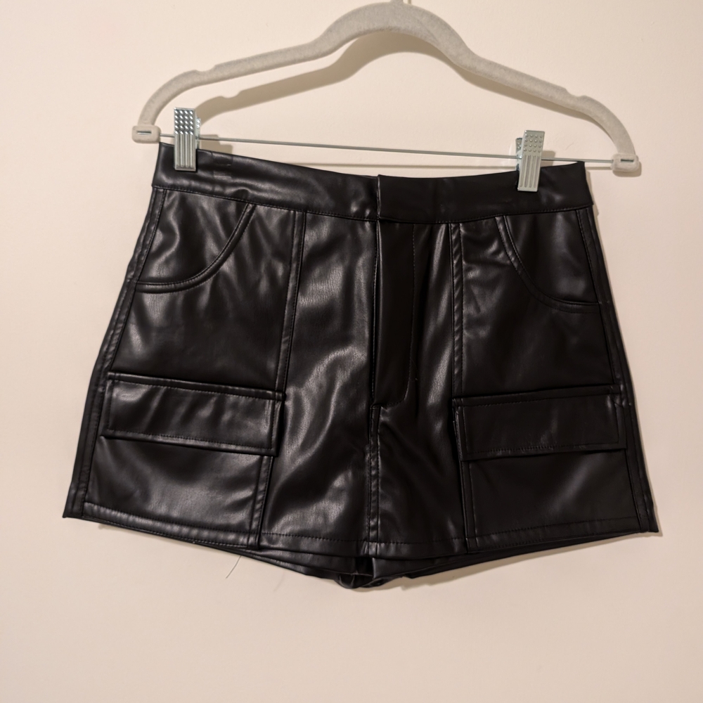 NWT Black Faux Leather Women Skorts